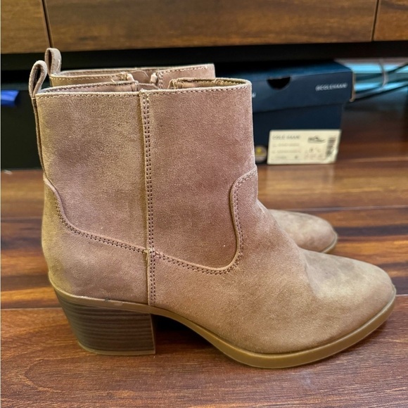 OLD NAVY Western Bootie Mocha latte Size - Picture 2 of 11